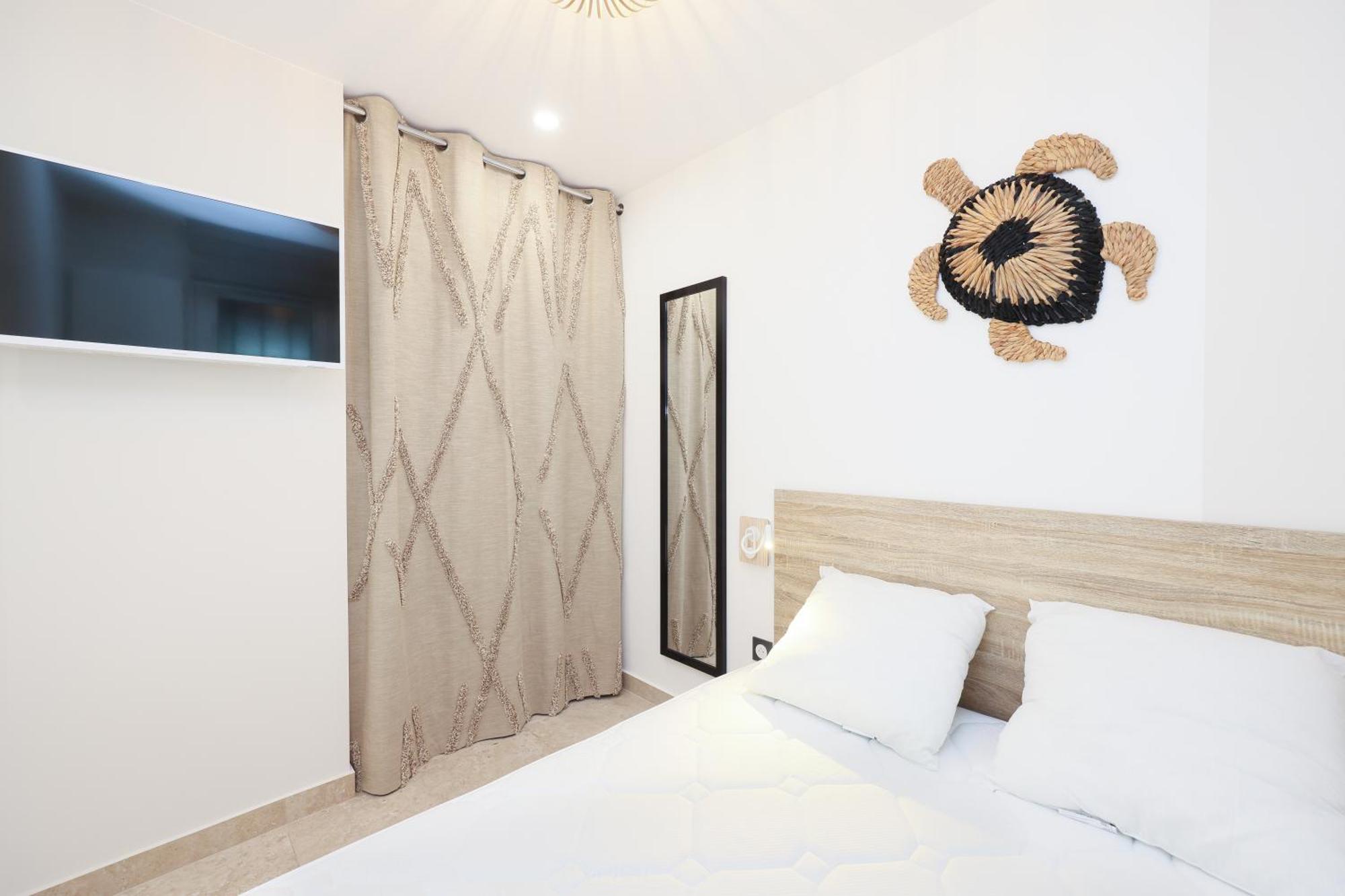 Chez Bastelle Apartment แซงต์-ซีเปรียง ภายนอก รูปภาพ